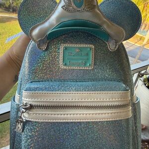 🚢 Disney Cruise Line 🚢 BNWT! Loungefly Teal Holographic Glitter Mini Backpack